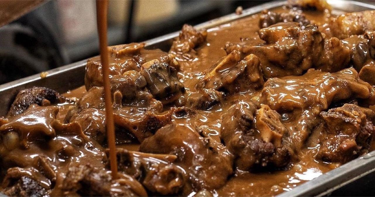 Smoked oxtails